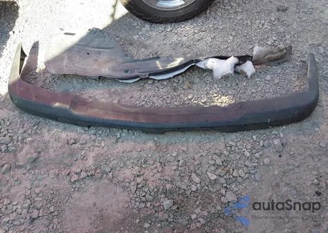 2000 Chevrolet Silverado 1500 Ls z USA, uszkodzony, nr VIN 2GCEC19TXY1239393